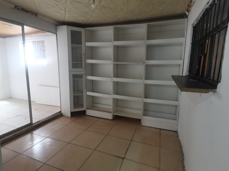  Bedroom Property for Sale in Kwa Nobuhle Eastern Cape